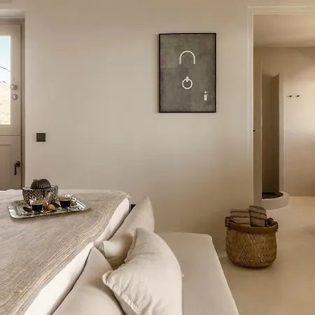 The Detailor - Tinos House Villa